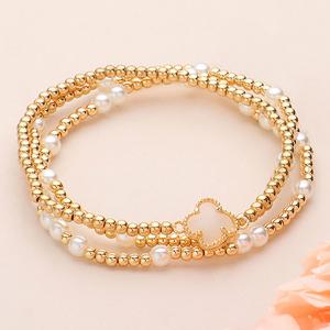 3 шт. - браслеты из бисера с металлическими шариками в форме четырехлистника, заостренные, кремовые, белые Fashnzfab, кремовый/белый