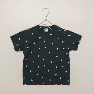 Детская футболка с коротким рукавом и графическим принтом (доступны эксклюзивные цвета для онлайн-продаж) Branshes, цвет 85: Heart Pattern - Black