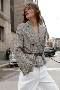 Укороченный пиджак в клетку с поясом Zara, экрю/черный