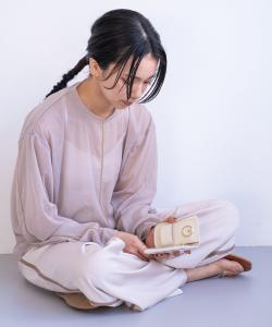 Чехол для ключей L-образной формы на молнии, совместимый со смарт-ключами, с блестками в виде хризантем, PJA-W975