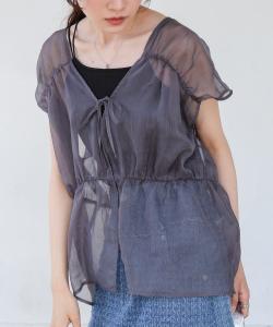 Блузка с двусторонней сборкой спереди и сзади