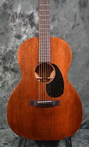 Акустическая гитара Martin 000-15SM серии 15 из цельного красного дерева с доставкой в тот же день