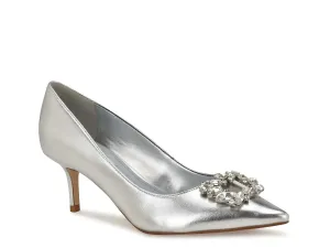 Nine West Navolon Pump, серебристый металлик