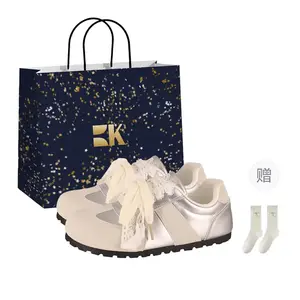 Boldi Kuki Низкие повседневные туфли женские серебристые с носками в подарочной упаковке, цвет Silver (Shopping Bag-Comes with Socks)