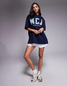 Футболка Weekend Collective Icon большого размера с вышитой графикой WCA в темно-синем цвете Asos Weekend Collective