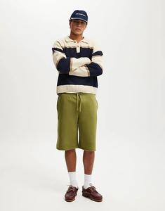 Короткие флисовые шорты Cotton On Super baggy зеленого цвета