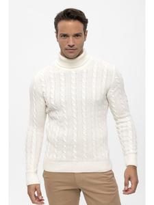 Свитер цвета экрю Felix Hardy