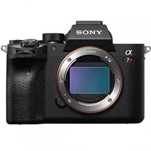 Беззеркальный фотоаппарат Sony Alpha a7R IV
