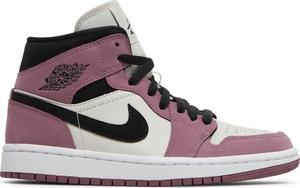 Кроссовки Wmns Air Jordan 1 Mid SE Berry Pink, белый