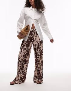Брюки плиссе Topshop с абстрактным животным принтом коричневого цвета