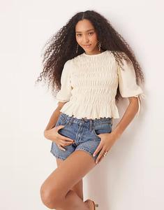 Топ ASOS DESIGN со сборками на рукавах и талии, кремового цвета