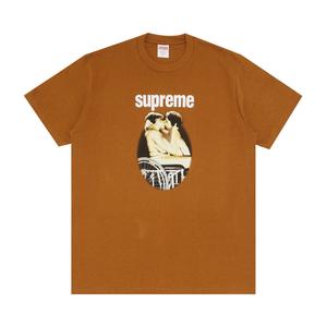 Футболка Supreme Kiss, светло-коричневая