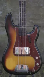 Fender Custom Shop '64 Precision Bass, Relic - Выбеленный 3-цветный солнечный сплэш