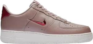 Кроссовки Nike Air Force 1 '07 LV8 'Rose Jewel', розовый