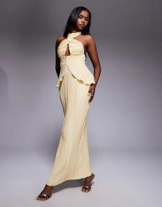 Платье макси ASOS DESIGN с плиссированной юбкой и перекрученной халтерной горловиной желтого цвета