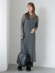 Платье с кружевом