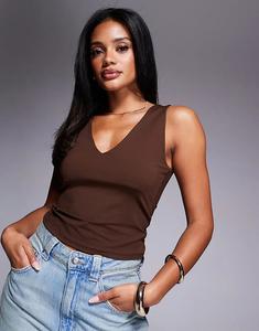 Топ из полиамида с глубоким V-образным вырезом ASOS DESIGN коричневого цвета