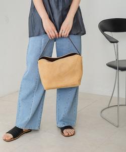 Сумка с замшевой ручкой