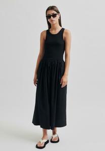Повседневное платье NULANA Second Female, черный