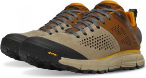 Мужские туристические ботинки Danner Trail 2650 - прочная замша, легкий текстиль с дышащей сетчатой подкладкой, стелька Ortholite и подошва Vibram для сцепления, коричневый