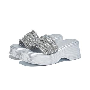 Chibang Женские стразовые бесшумные шлепанцы Silver, цвет Silver