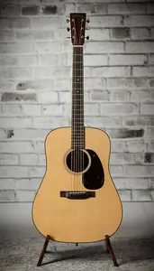 Martin Мартин D-18