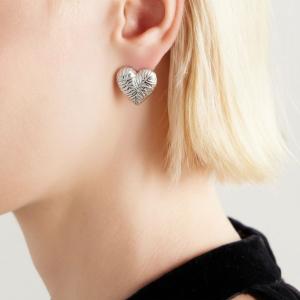 Серьги-гвоздики в форме сердца с текстурированной поверхностью, серебристого цвета Joey Baby, Stainless Steel Silver