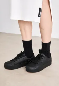 Тренеры зиана Lacoste, Black