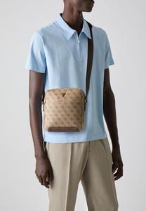 Сумка через плечо TORINO TOP ZIP CROSSBODY FLAT - Across body bag Guess, бежевый