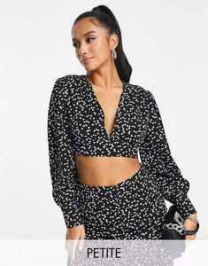 Collective the Label Petite эксклюзивный укороченный топ со сборками в черном цвете с сердцем