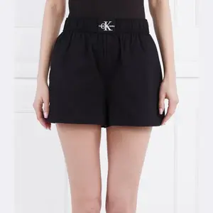 Шорты свободного кроя Calvin Klein, черный