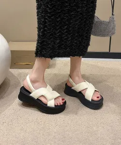 Сандалии с толстой подошвой и перекрестными ремешками Aimoha - Select -, цвет Off White