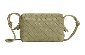 Bottega Veneta Миниатюрная камера с плетеным ремешком