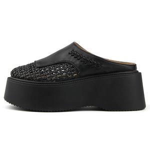 Craftsman gang Закрытые тапочки женские черные, цвет Black