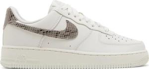 Кроссовки Nike Wmns Air Force 1 07 Phantom Ivory Snakeskin, белый/серый (Размер 37,5 RU)