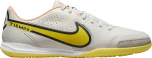Кроссовки Nike Tiempo Legend 9 Academy IC 'Phantom Yellow Strike', кремовый