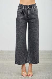 Высотное здание, широкое поле TRUEDAMES, washed black