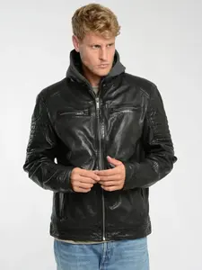 Кожаная куртка JCC "3102237", черный