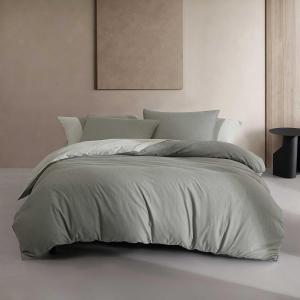 Calvin Klein Комплект постельного белья, 3 предмета, 160x200 см, из мягкого хлопкового сатина с аккуратной окантовкой, зеленый