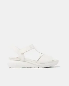 Женские сандалии на танкетке с застежкой-липучкой белого цвета Camper