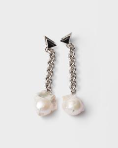 Серьги из металла и жемчуга Prada, сталь/жемчуг