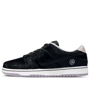 Кроссовки x medicom toy sb dunk low Nike, черный