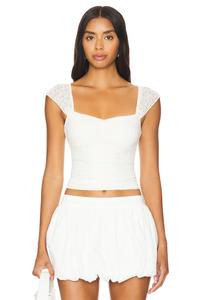 Кендалл топ More To Come, белый