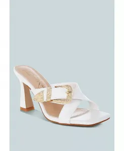 Мокайя Сандалии с гравированной металлической пряжкой для женщин London Rag, белый