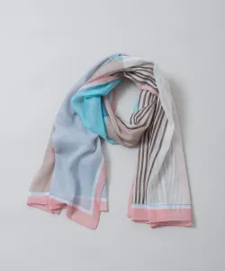 палантин с геометрическим узором