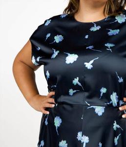 Платье с каплевидными рукавами Sea Carnation в прибрежном стиле Vince, Coastal