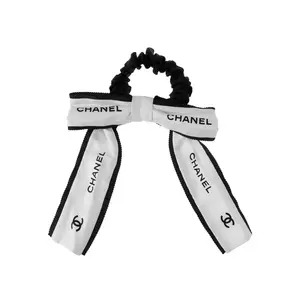 Шелковый твиловый аксессуар для волос CHANEL