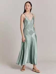 Платье Ghost Nina Satin Maxi, цвет sage