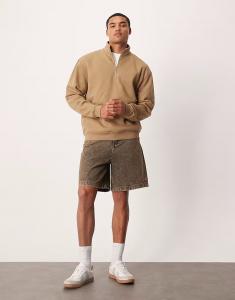 Джинсовые шорты средней длины коричневого цвета Asos Design