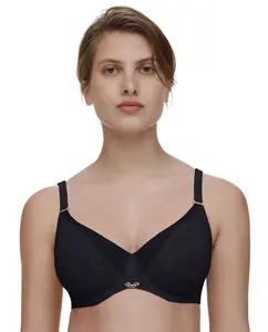 Бюстгальтер на косточках с кружевом с эффектом второй кожи, линия Pure Lace Chantelle, черный